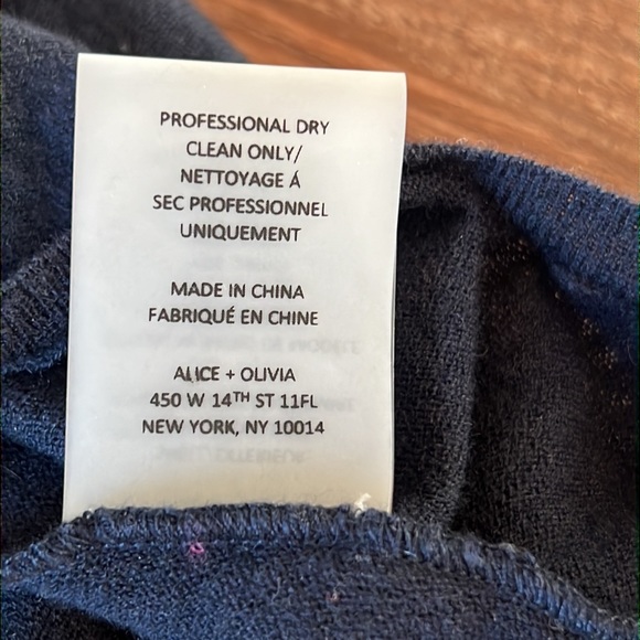 Alice + Olivia Light Sweater - Navy - Picture 10 of 11